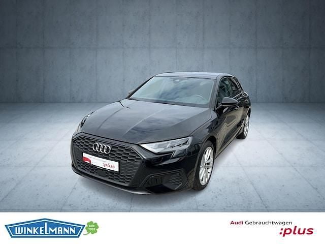 Brillantschwarz Gebraucht 2022 Audi A3 Sportback e-tron Ambiente Limousine | 26.450 € (Fairer Preis) - Bild 1/4