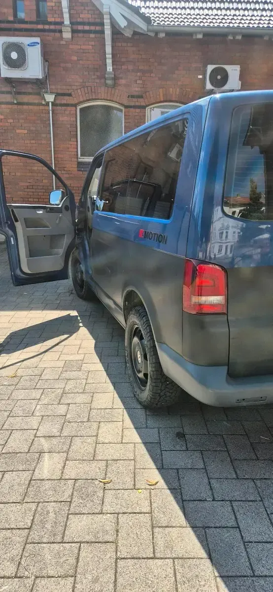 Gebraucht VW T5 174 PS (127 kW) 2005 Blau Van