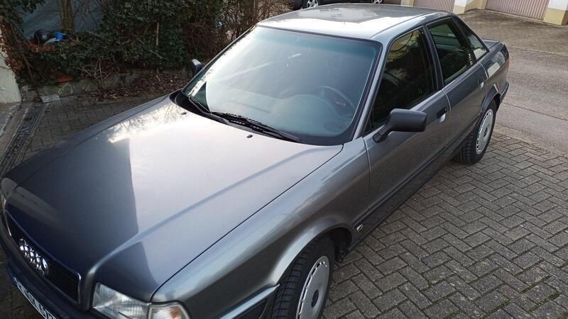 Silber Gebraucht 1994 Audi 80 Limousine | 5.860 € - Bild 1/4