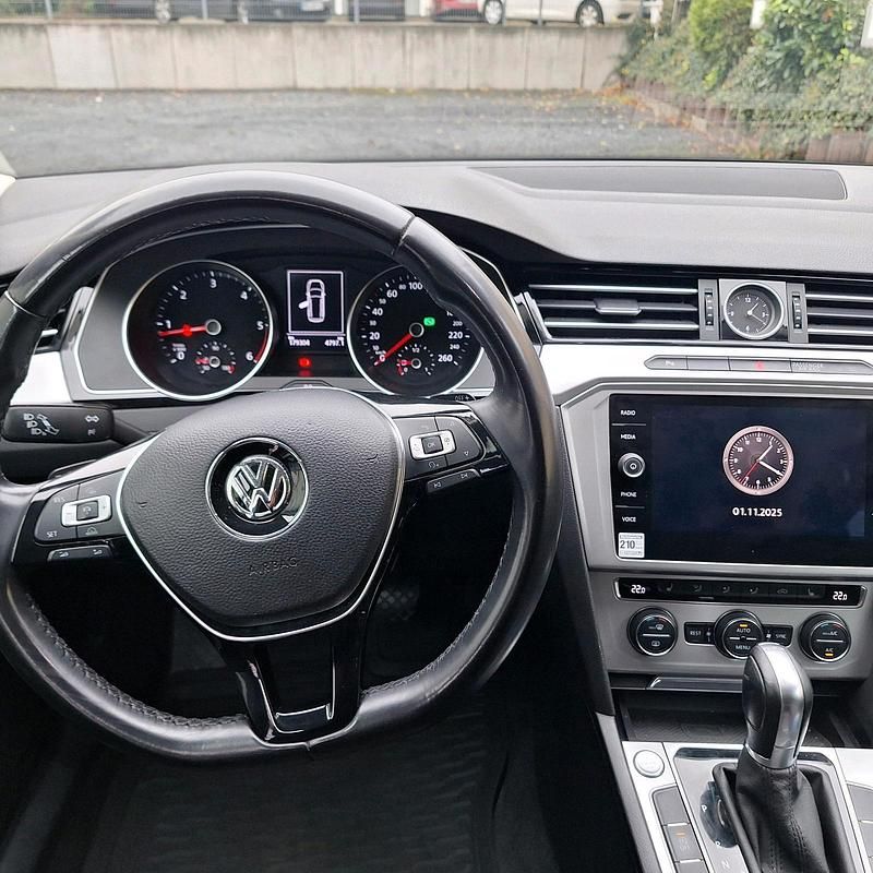 Gebraucht VW Passat 150 PS (110 kW) 2018 Kombi