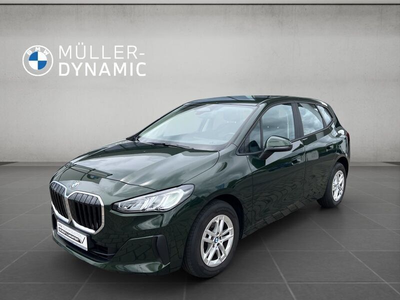 Sanremo green Gebraucht 2023 BMW 218 Active Tourer Van / Kleinbus | 25.690 € (Guter Preis) - Bild 1/4