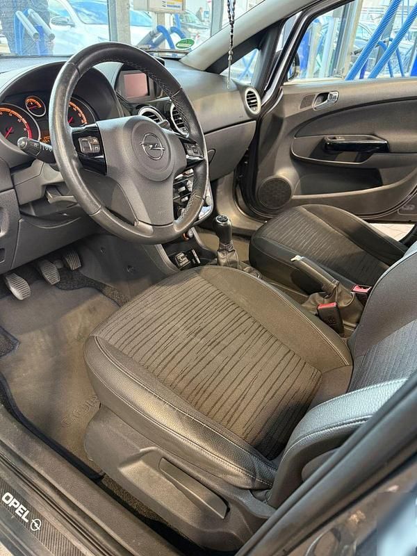 Gebraucht Opel Corsa Energy 101 PS (74 kW) 2014 Grau Kleinwagen