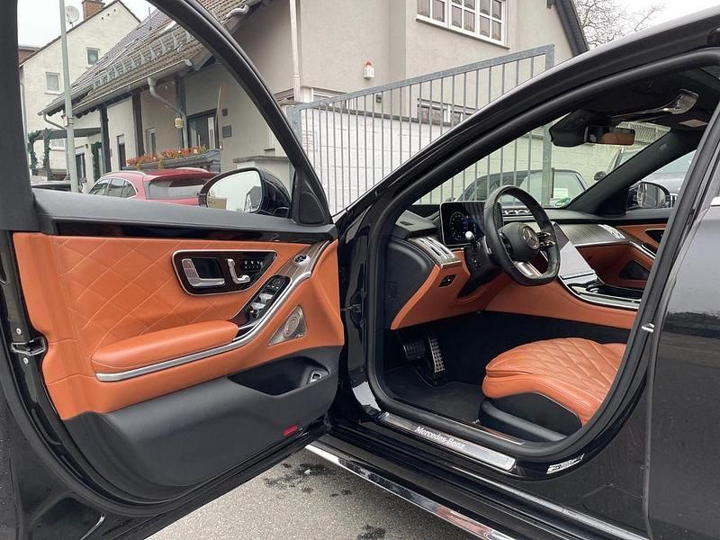 Gebraucht Mercedes S400 AMG 330 PS (242 kW) 2022 Schwarz Limousine