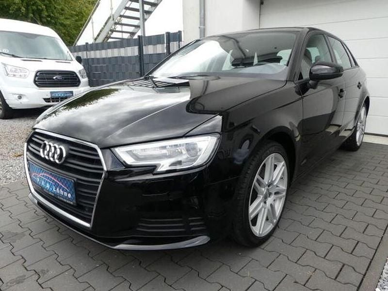 Gebraucht Audi A3 S-Line 150 PS (110 kW) 2020 Brillantschwarz Limousine
