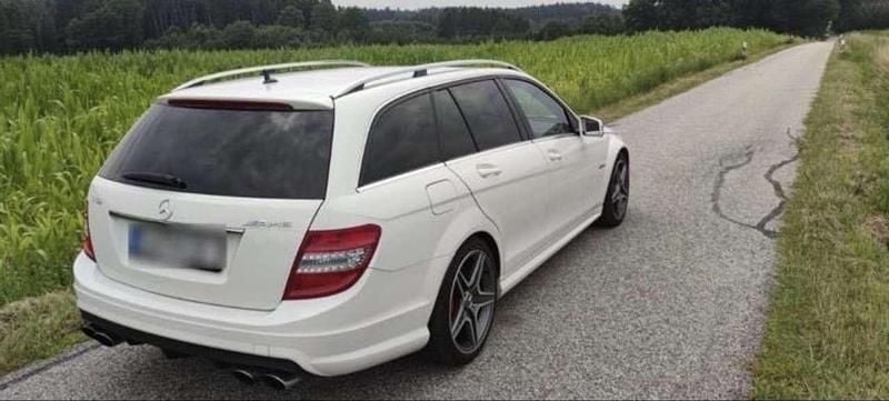 Gebraucht Mercedes C63 AMG AMG 487 PS (358 kW) 2010 Silber Kombi
