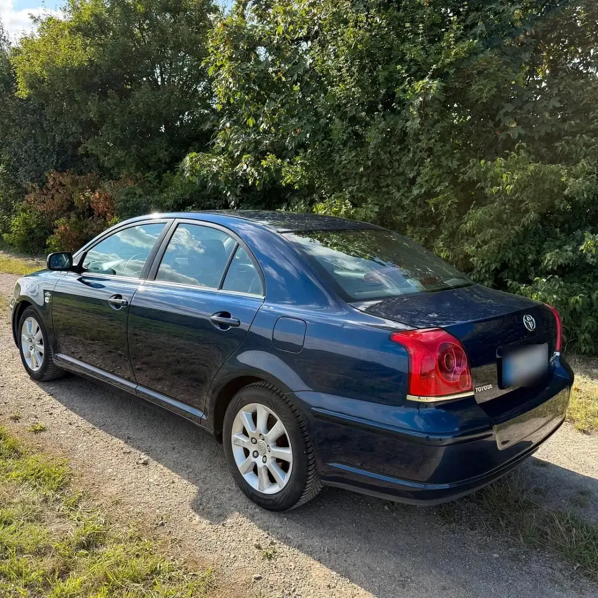 Gebraucht Toyota Avensis T2 177 PS (130 kW) 2006 Blau Limousine
