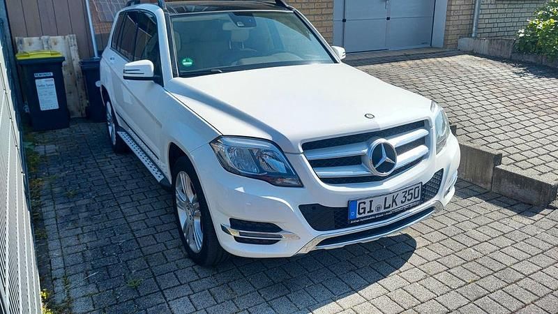 Weiß Gebraucht 2015 Mercedes GLK350 SUV | 20.199 € (Fairer Preis) - Bild 1/4