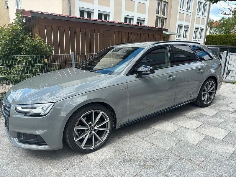 Gebraucht Audi A4 S-Line 190 PS (139 kW) 2018 Grau Kombi