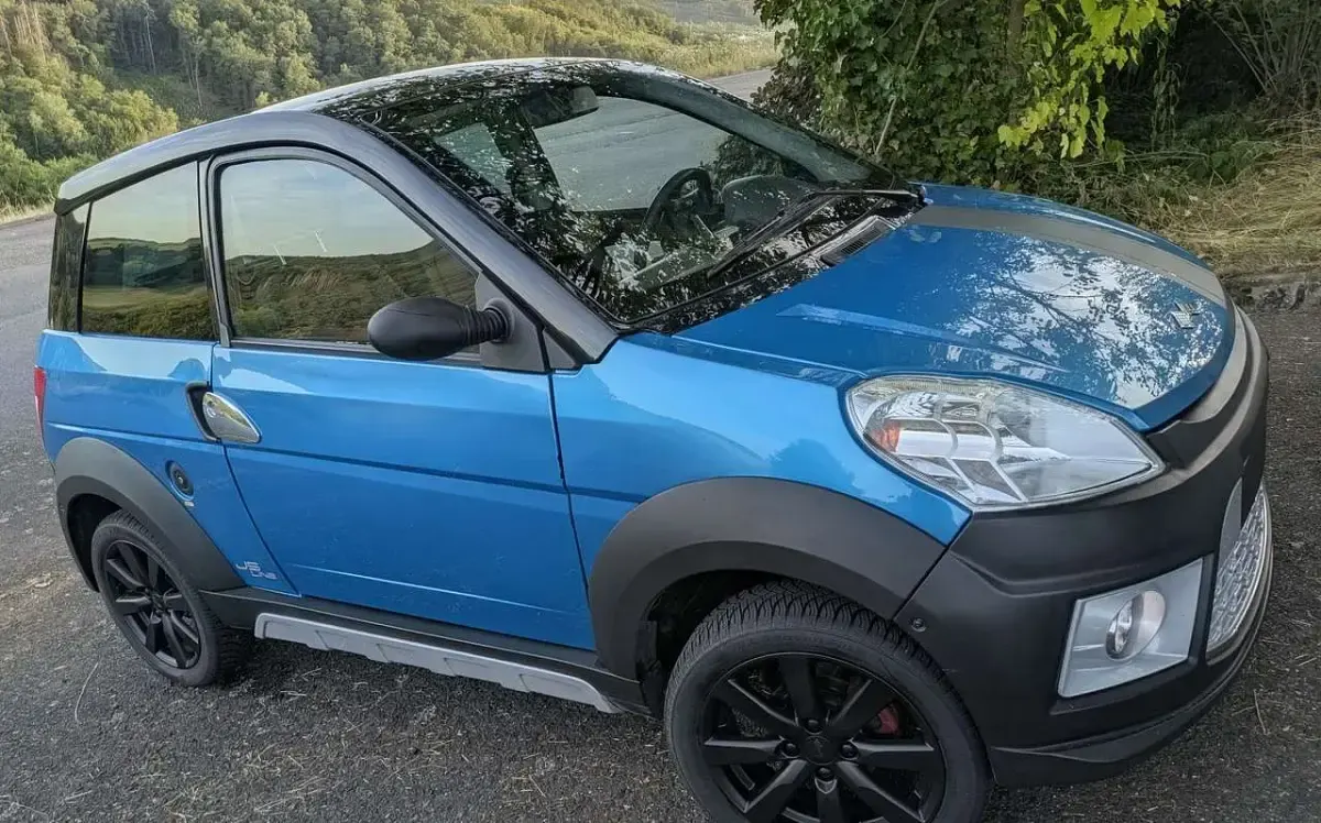 Gebraucht Ligier IXO 5 PS (3 kW) 2014 Blau Kleinwagen