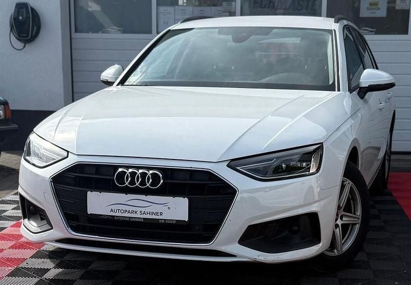 Weiß Gebraucht 2022 Audi A4 Basis Kombi | 16.999 € (Superpreis) - Bild 1/4