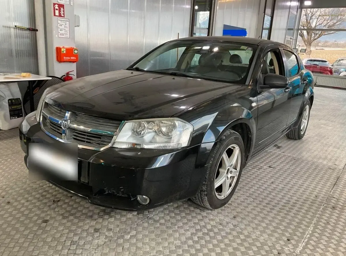 Second-hand Dodge Avenger 140 CP (102 kW) 2007 Negru Berlinǎ