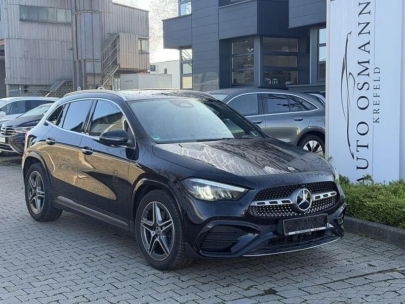 Gebraucht Mercedes GLA200 Advanced Plus 177 PS (130 kW) 2024 Schwarz SUV