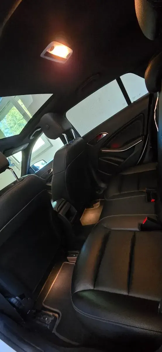Gebraucht Mercedes CLA180 Shooting Brake 122 PS (89 kW) 2018 Weiß Kombi