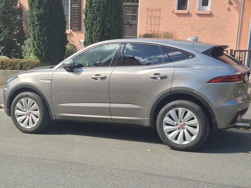 Gebraucht Jaguar E-Pace R-Dynamic 200 PS (147 kW) 2019 SUV