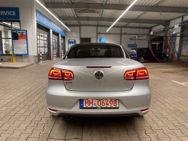 Gebraucht VW Eos Basis 211 PS (155 kW) 2011 Silber Cabrio