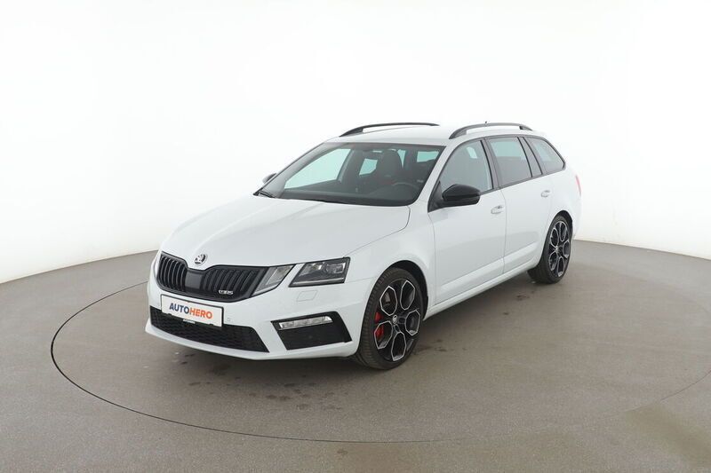 Weiß Gebraucht 2018 Skoda Octavia RS Kombi | 21.840 € (Fairer Preis) - Bild 1/4