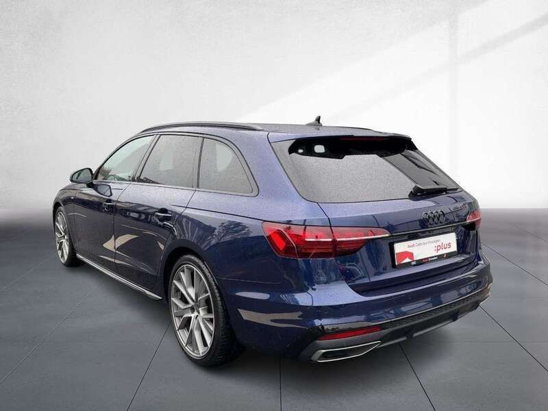 Gebraucht Audi A4 Ambiente 150 PS (110 kW) 2022 Navarrablau metallic Kombi