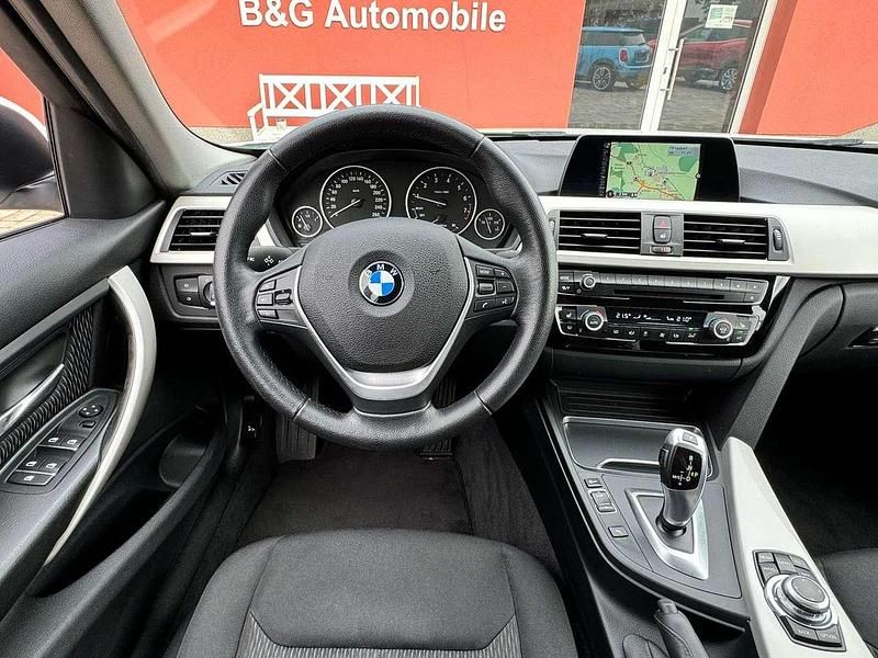 Gebraucht BMW 318 Advantage 136 PS (100 kW) 2016 Alpinweiss 3 Kombi