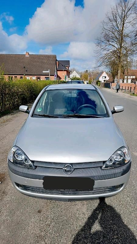 Gebraucht Opel Corsa 90 PS (66 kW) 2001 Silber Kleinwagen