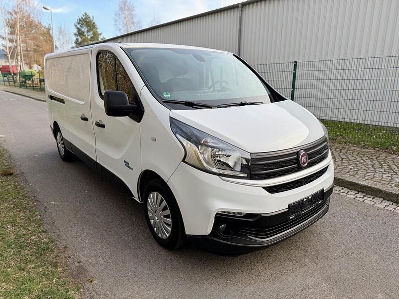 Gebraucht Fiat Talento 125 PS (91 kW) 2017 Weiß Van / Kleinbus