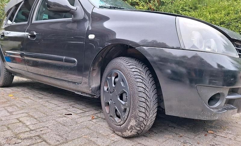Schwarz Gebraucht 2007 Renault Clio II Kleinwagen | 1.700 € (Guter Preis) - Bild 1/4