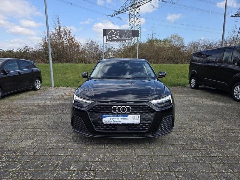 Gebraucht Audi A1 Basis 95 PS (69 kW) 2023 Schwarz SUV