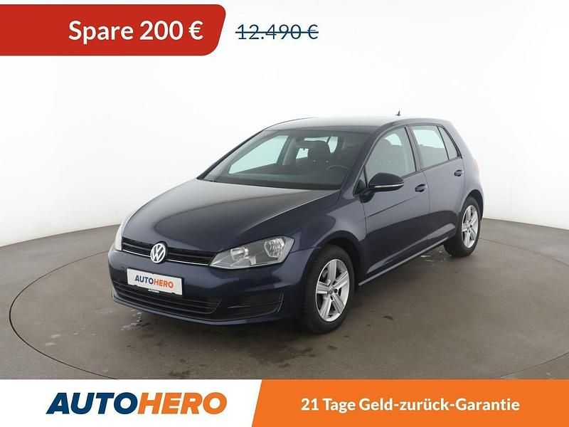 Blau Gebraucht 2014 VW Golf VII Comfortline Limousine | 12.290 € (Teuer) - Bild 1/3