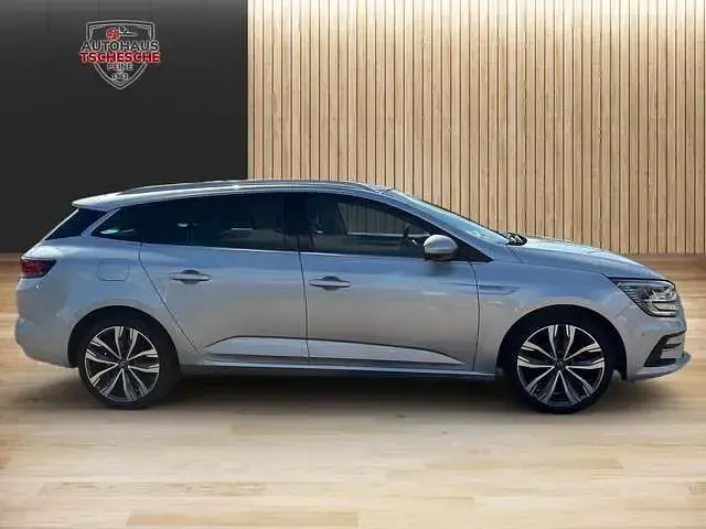 Gebraucht Renault Mégane IV Techno 140 PS (102 kW) 2023 Grau (highland grey)