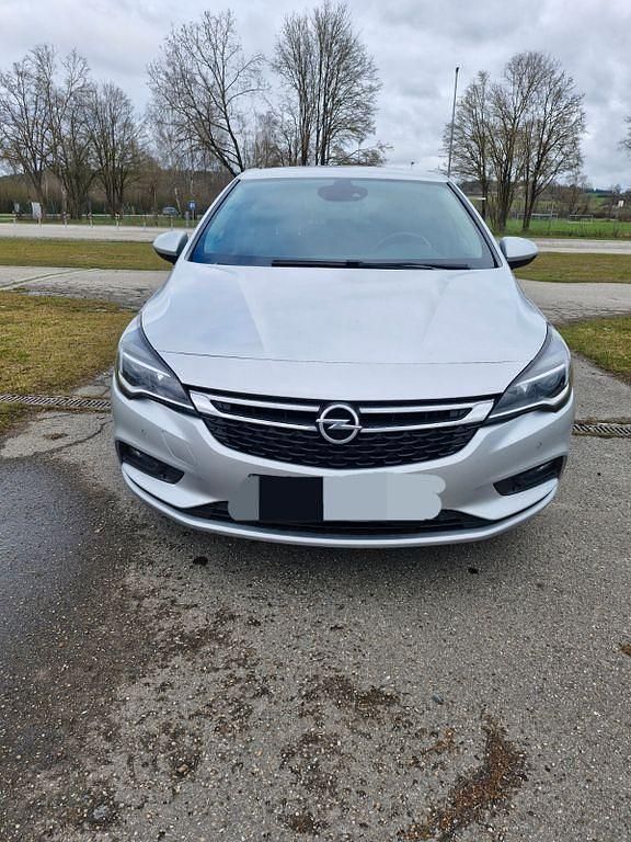 Gebraucht Opel Astra Innovation 110 PS (80 kW) 2017 Silber Limousine