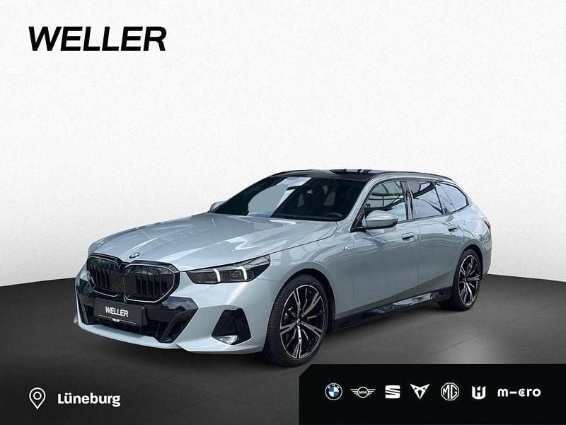 Grau Gebraucht 2025 BMW 520 M Sport Kombi | 58.990 € (Guter Preis) - Bild 1/4
