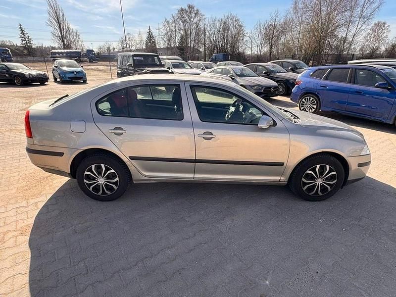 Gebraucht Skoda Octavia Ambiente 102 PS (75 kW) 2004 Beige Limousine