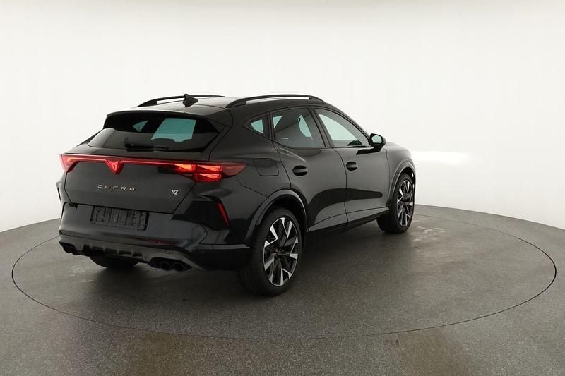 Neu Cupra Formentor VZ 333 PS (244 kW) 2025 Midnight black metallic SUV