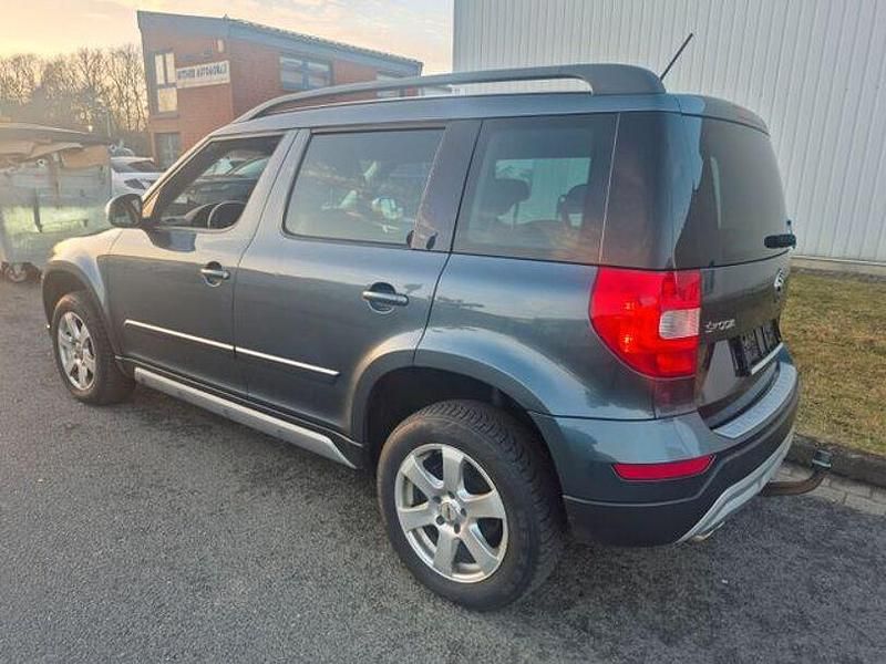 Gebraucht Skoda Yeti Ambition 180 PS (132 kW) 2017 Quarzgrau metallic SUV
