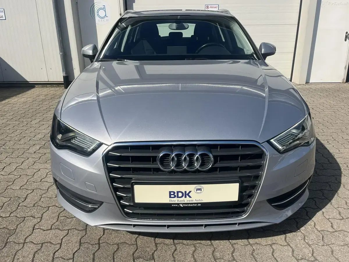 Gebraucht Audi A3 Ambition 110 PS (80 kW) 2014 Silber Limousine