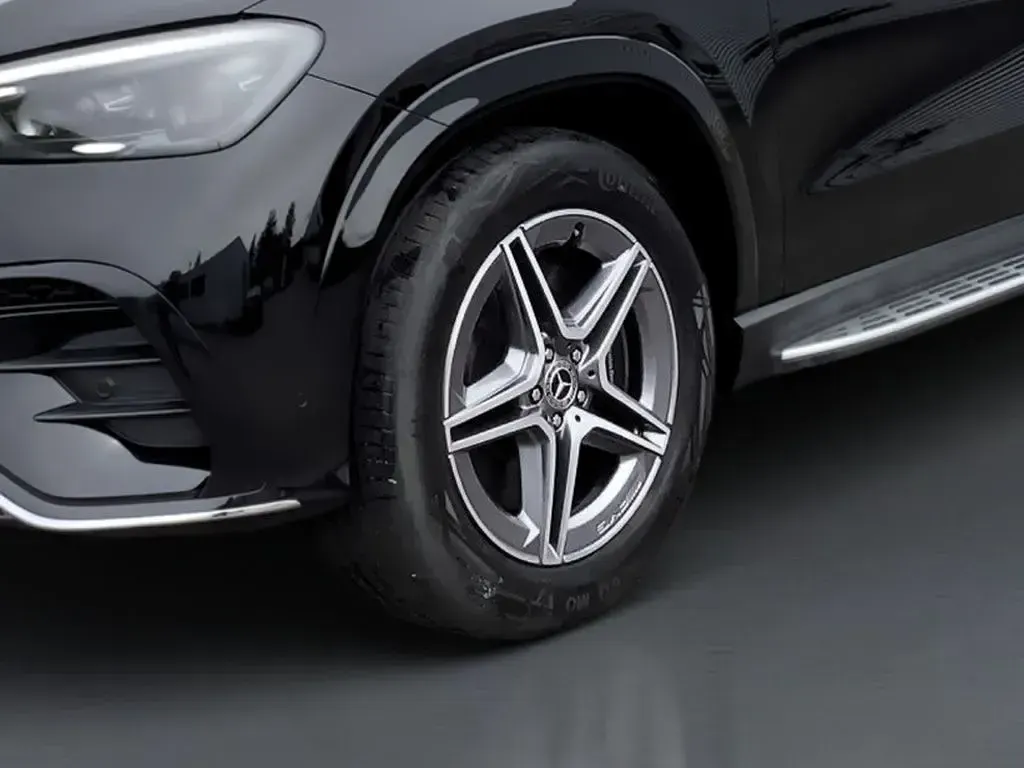 Gebraucht Mercedes GLE580 AMG 517 PS (380 kW) 2025 Schwarz SUV