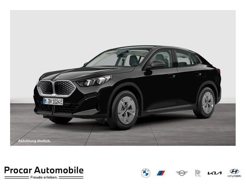 Neu BMW iX2 150 kW (204 PS) 2026 Schwarz SUV