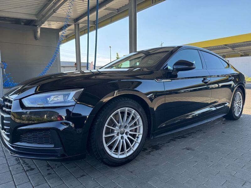 Schwarz Gebraucht 2017 Audi A5 Sportback Ambiente Limousine | 21.500 € (Etwas zu teuer) - Bild 1/4