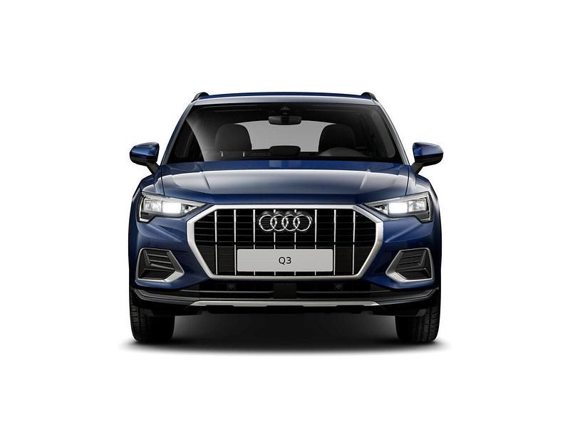 Gebraucht Audi Q3 Ambiente 150 PS (110 kW) 2025 Navarrablau metallic (metallic) SUV