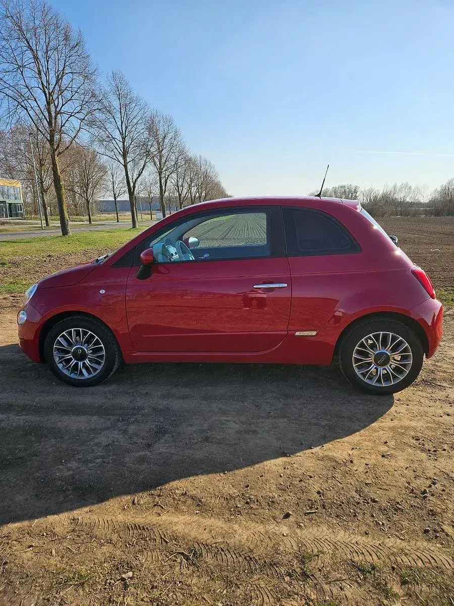 Gebraucht Fiat 500 Lounge 69 PS (50 kW) 2017 Rot Kleinwagen