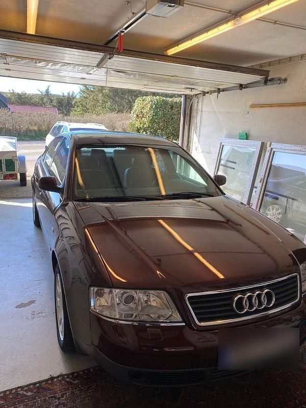 Gebraucht Audi A6 165 PS (121 kW) 1999 Rot Limousine