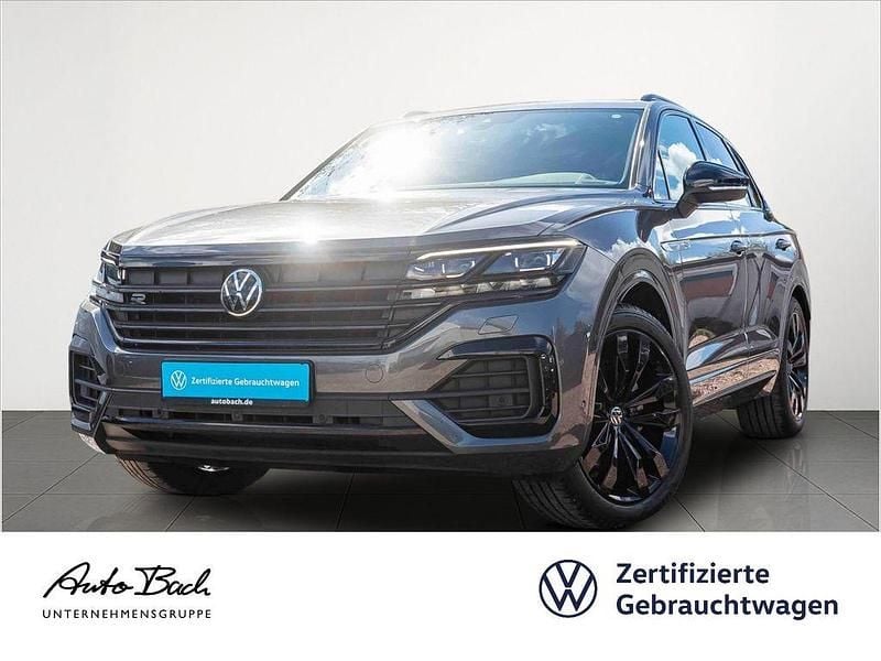 Grau (siliziumgrau metallic) Gebraucht 2021 VW Touareg R-line SUV | 53.980 € (Fairer Preis) - Bild 1/4