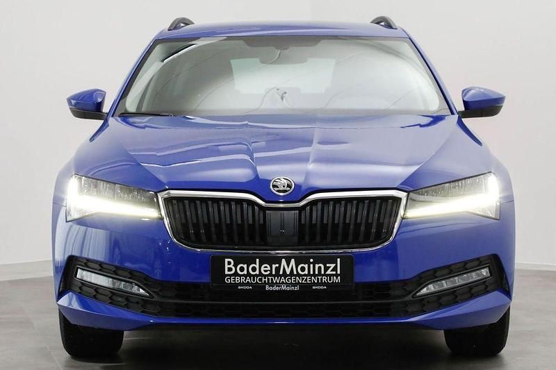 Gebraucht Skoda Superb Active 150 PS (110 kW) 2022 Energyblau Kombi