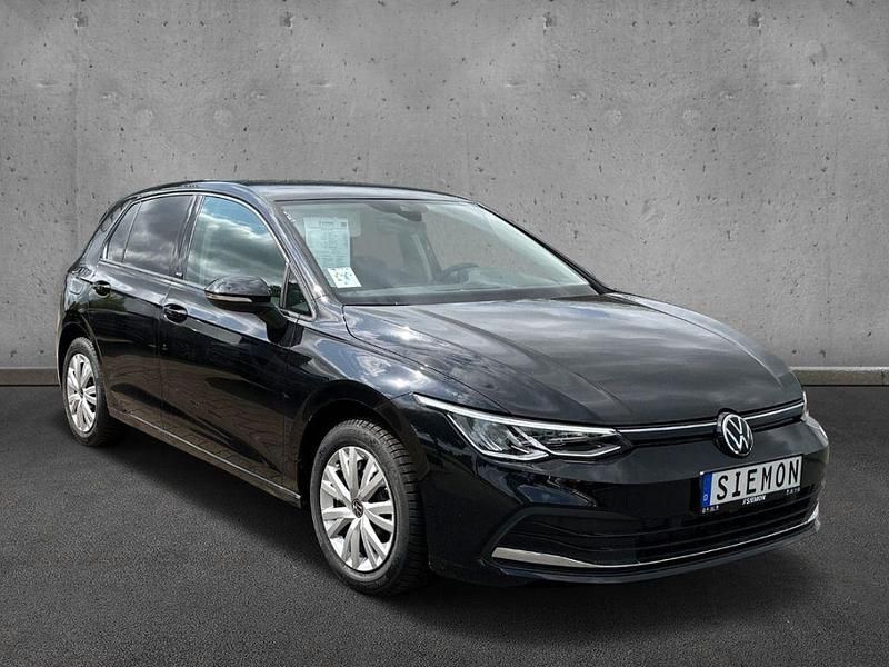 Gebraucht VW Golf VIII Move 131 PS (96 kW) 2023 Schwarz Limousine