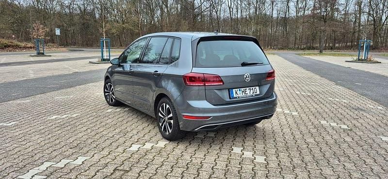 Gebraucht VW Golf Comfortline 116 PS (85 kW) 2020 Grau Van / Kleinbus