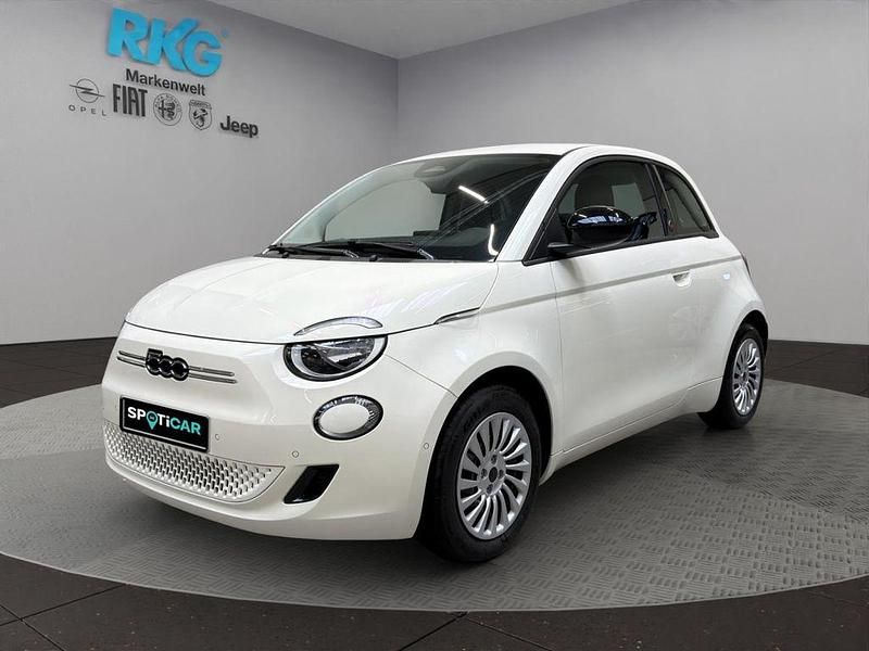 Neu Fiat 500e 69 kW (95 PS) 2026 Weiss Kleinwagen
