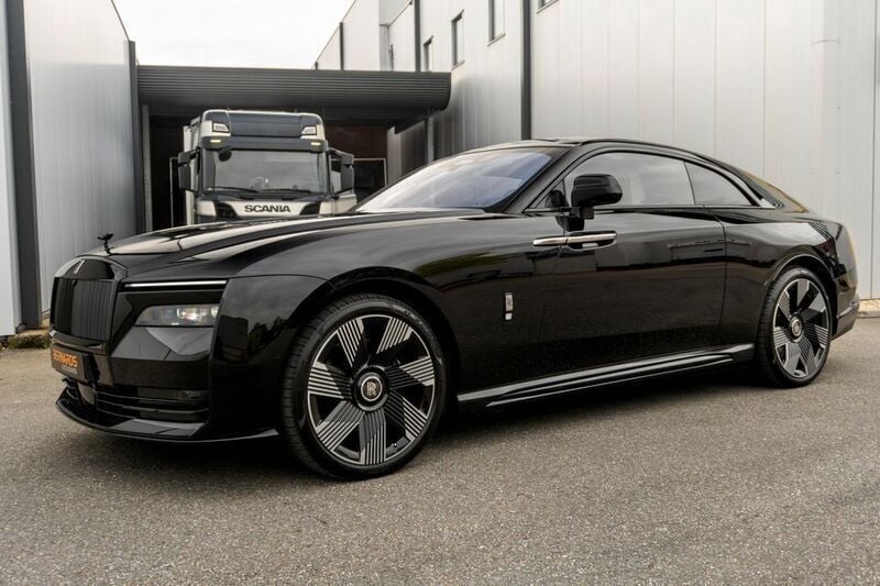Schwarz Gebraucht 2024 Rolls Royce Spectre Limousine | 392.641 € (Guter Preis) - Bild 1/4