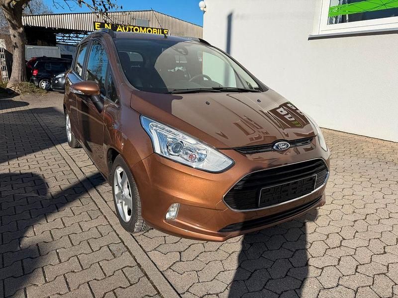 Gebraucht Ford B-MAX Titanium 105 PS (77 kW) 2013 Braun Van / Kleinbus
