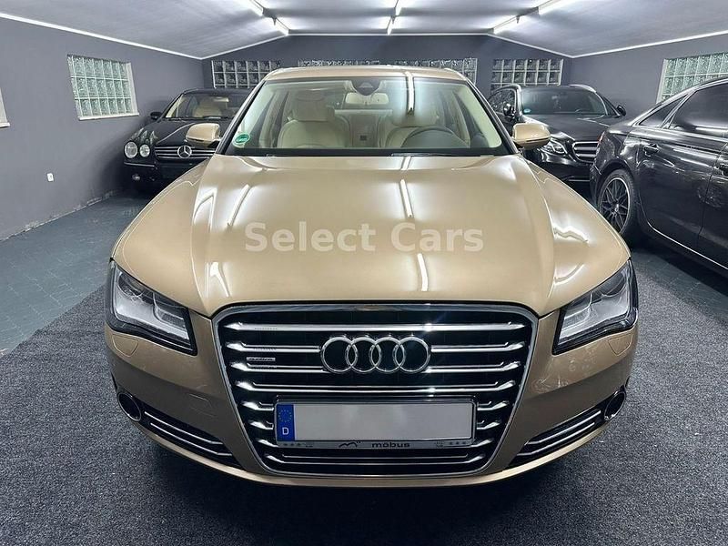 Gebraucht Audi A8 Ambiente 371 PS (272 kW) 2010 Gold Limousine
