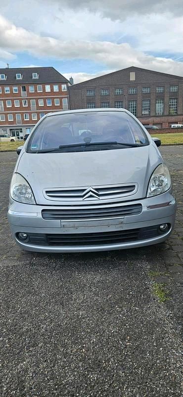 Silber Gebraucht 2008 Citroën Xsara Picasso Van / Kleinbus | 1.150 € (Superpreis) - Bild 1/4