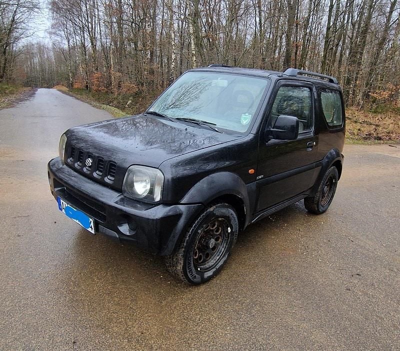 Gebraucht Suzuki Jimny 81 PS (59 kW) 1999 Schwarz SUV